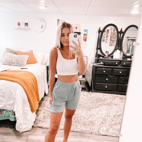 Boutique 9 Pants - NWT Boutique Blue Waffle Knit Shorts!!